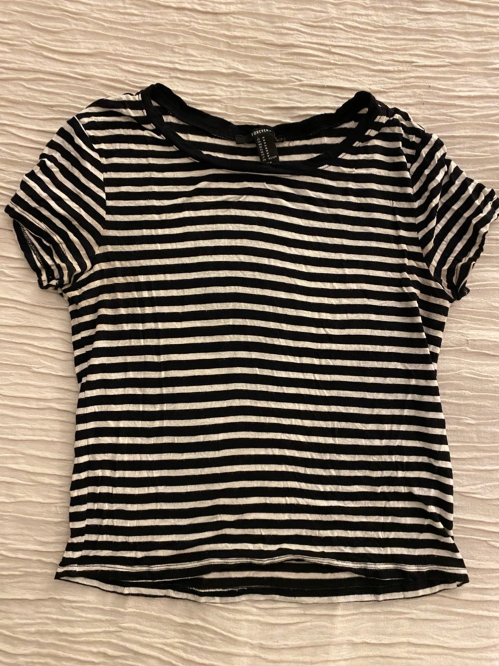 Forever 21 Black & White Striped Short Sleeve Tee